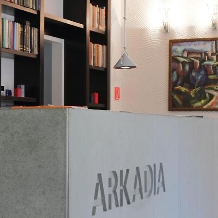 Hotel Arkadia Pécs Exterior photo