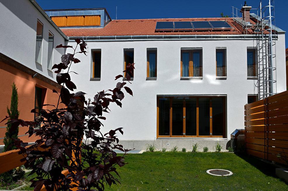 Hotel Arkadia Pécs Exterior photo